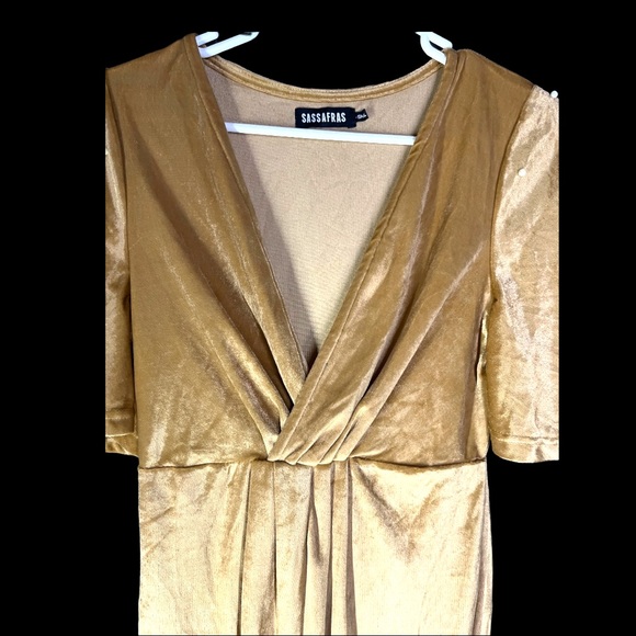 NWT SASSAFRAS one piece - Picture 4 of 10